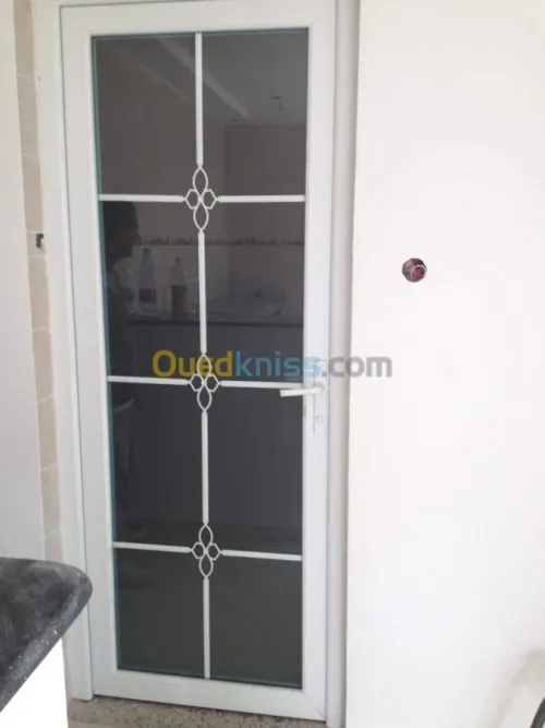 Aluminium et Pvc et cabinets de douche