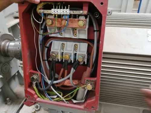 Électricien bâtiment et industriel 