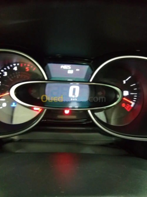 Renault Clio 4 Facelift 2019 Limited avec toit