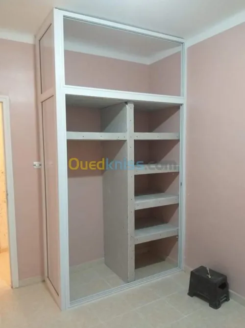   Placoplatre b13 et pvc. 