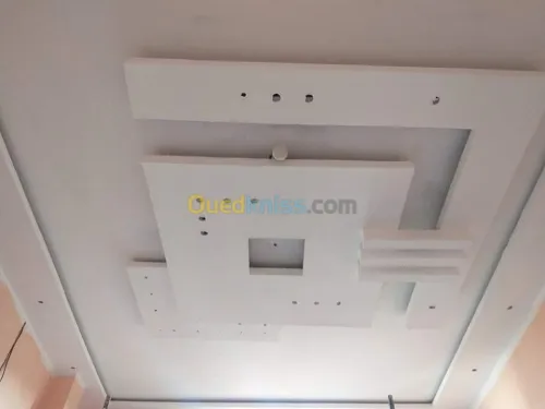   Placoplatre b13 et pvc. 