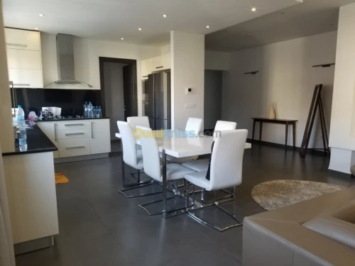 Location Appartement F5 Alger Bir mourad rais