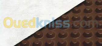 Feuilles de drainage