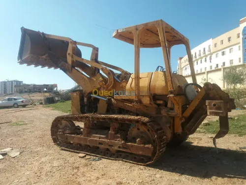 Chargeur komatsu D65