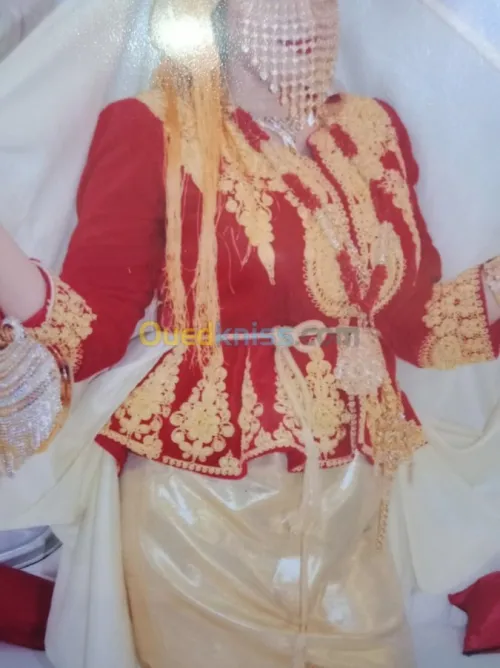 Location  tenues pour fêtes 