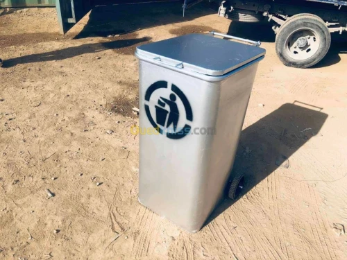 Fabrication  Poubelle 