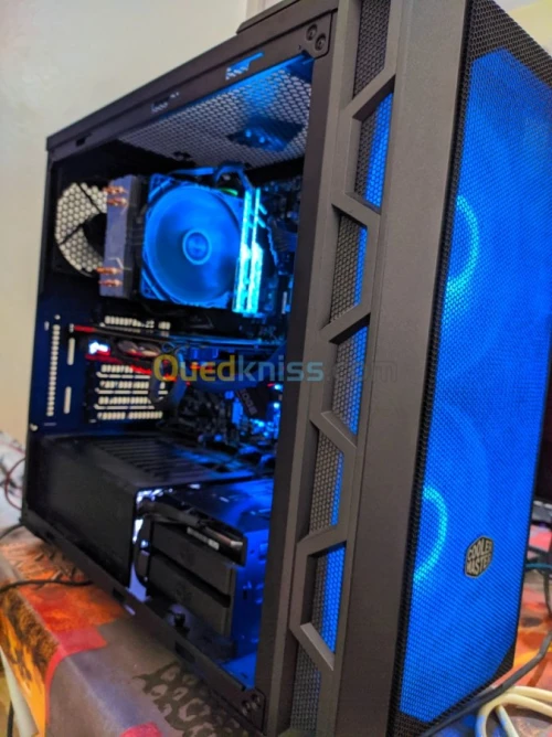 PC GAMER - RTX 4070 + i7 10700 + 32GB