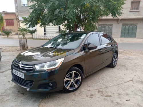 Citroen C4 2012 Attraction