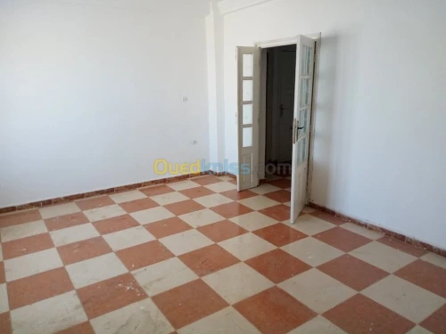 Vente Appartement F4 El taref Besbes
