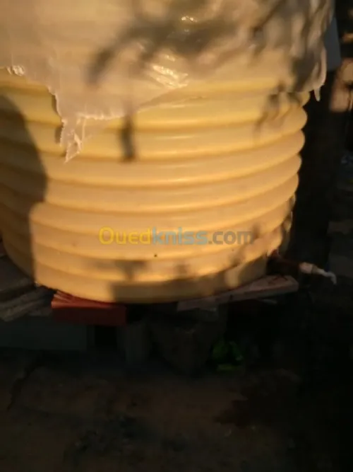 Citerne plastique solide couche 