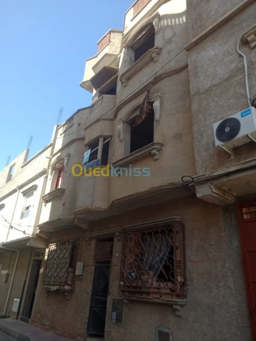 Vente Carcasse Chlef Boukadir