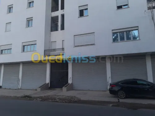 Vente Local Tizi ouzou Azazga