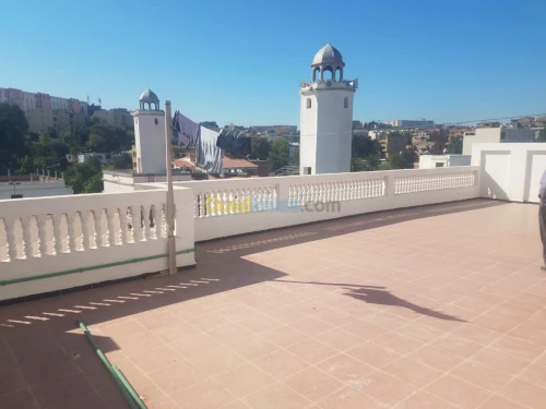 Location Appartement F4 Alger Saoula