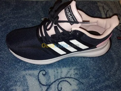 chaussures adidas femmes pointure 40