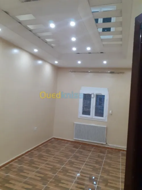 Vente Villa Tiaret Mahdia