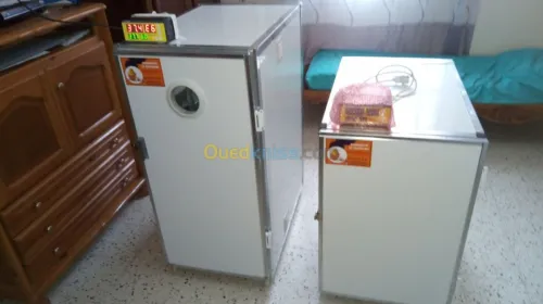 فقاسات و حاضنات بيض الطيور