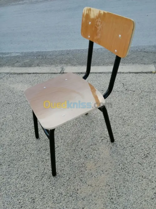 Fabrication des mobiliers scolaires 