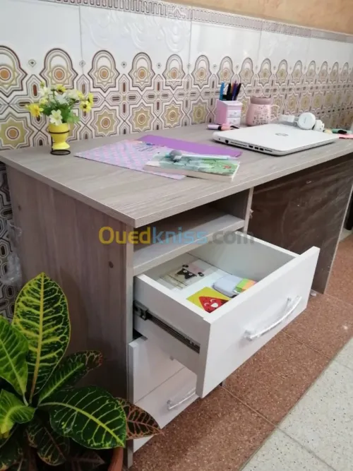 مكاتب بورق الملامين (16 ملم )