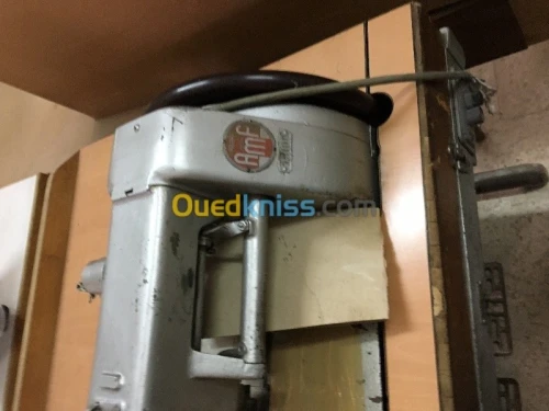 Vente des machines a coudre