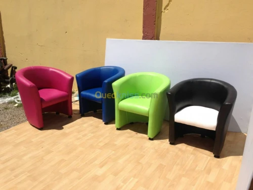 SALONS EN CUIR ET EN SIMILI CUIR 