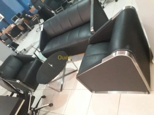 SALONS EN CUIR ET EN SIMILI CUIR 