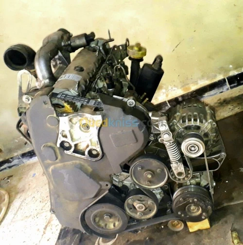 MOTEUR MEGANE SCENIC 1.9DCI 105CV 2002