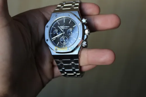 Montre pour hommes AUDEMARS PIGUET Royal OAK noire AP