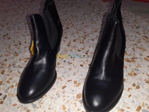 Bottines marque BATA