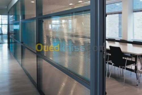 Cloison amovible pour bureaux