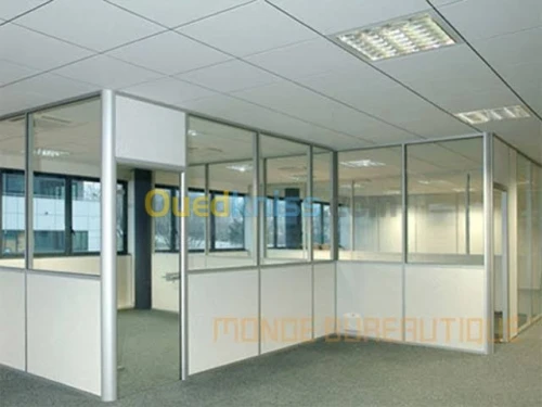 Cloison amovible pour bureaux