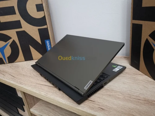 ASUS strix SCAR 2 Zephyrus hp dell 