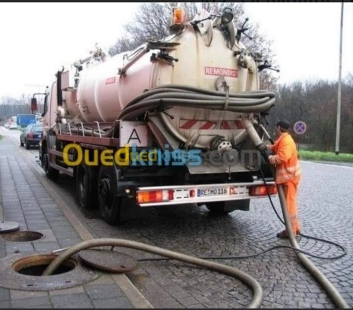 Camion vidangeur  Débouchag canalisation 