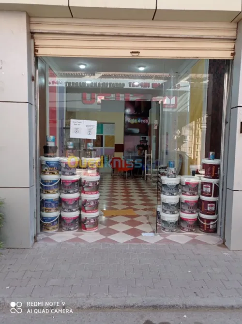 PRODUIT DE PEINTURES ET DECORATIONS