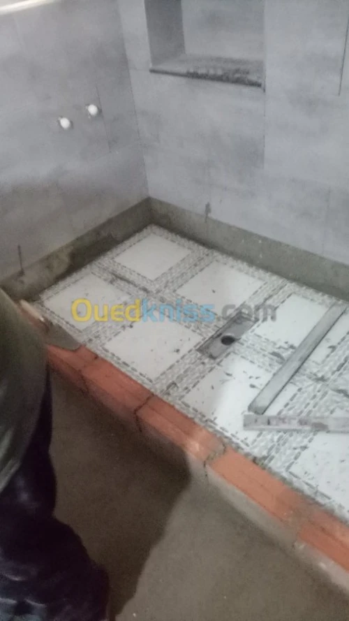 Faience dalle de sole marbre bien fini