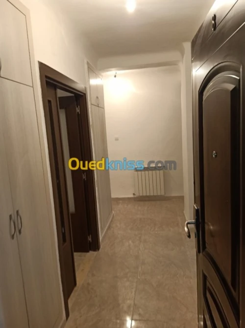 Location Appartement F4 Alger Bordj el bahri