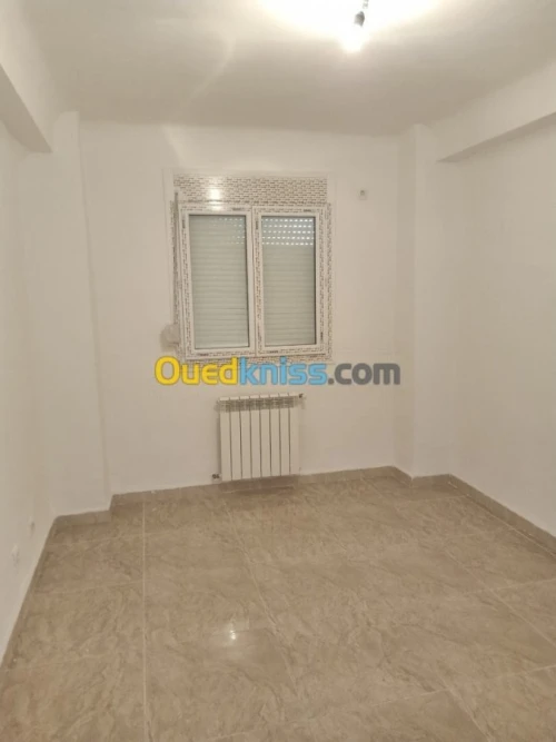 Location Appartement F4 Alger Bordj el bahri