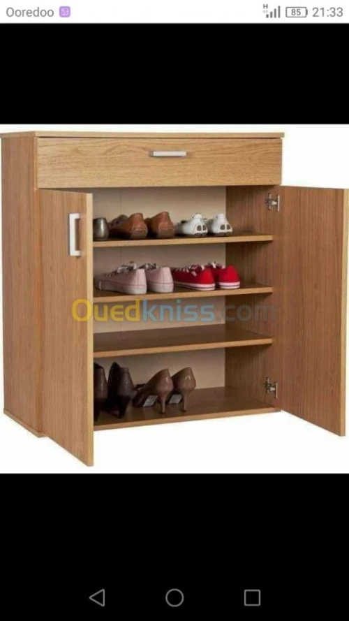 DECORATION, REVÊTEMENT ET AMENAGEMENT.