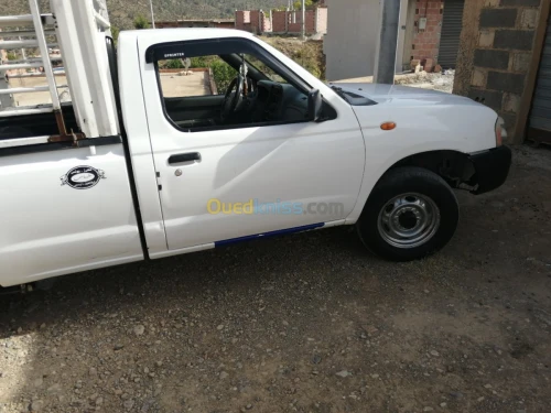 Nissan Pick up 