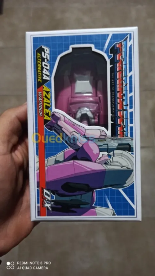 Super figurine transformer en voiture