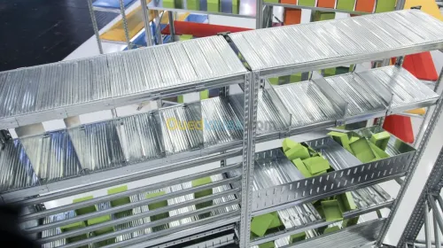 RAYONNAGE SIMPLE ET TRES SOLIDE POUR ARCHIVE 