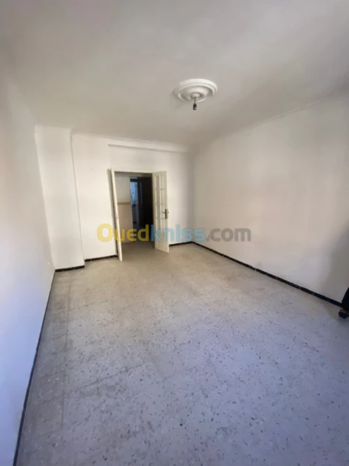 Vente Appartement F3 Alger Mohammadia
