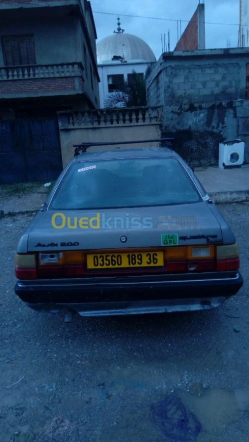Audi 100 1989 