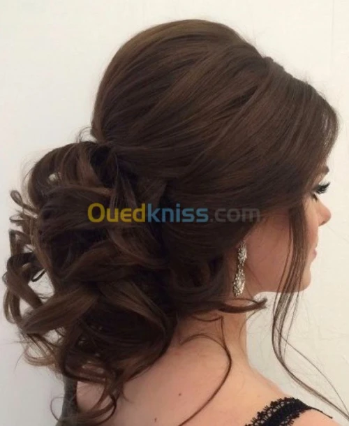 maquilleuse/coiffeuse à domicile