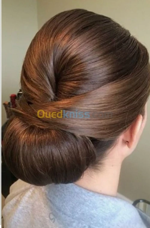 maquilleuse/coiffeuse à domicile