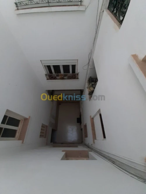 Location Appartement F4 Alger El biar