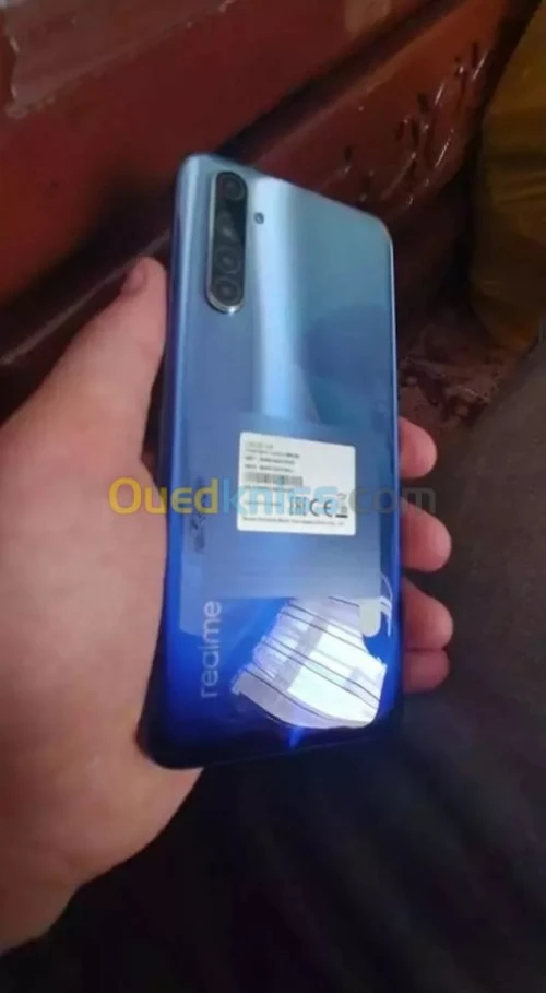 Realme REALME 6 (4/128)