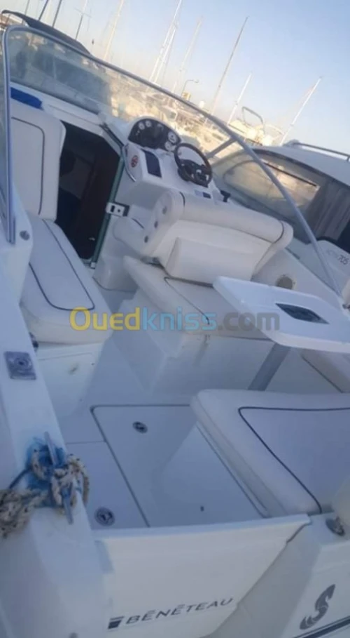 BENETEAU 701