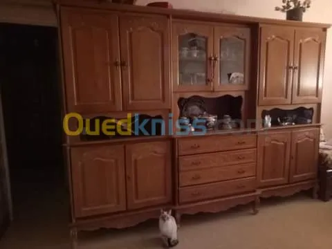 Bibliothèque en bois de hêtre 