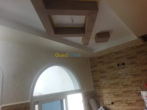 Pinture صباغ.  دهان