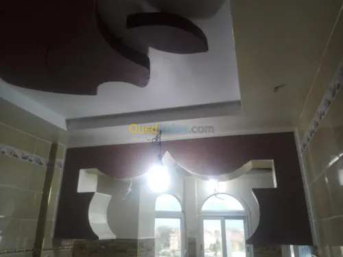 Pinture صباغ.  دهان